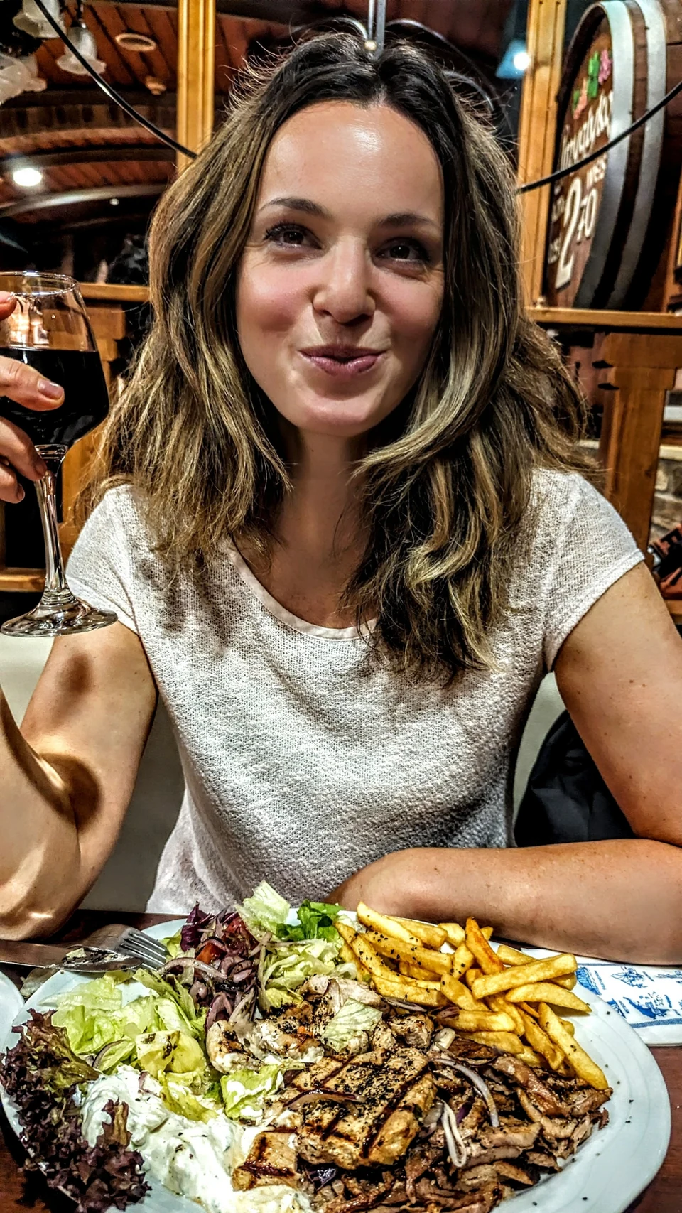Ludmilla König beim Abendessen im Lieblingsrestaurant
